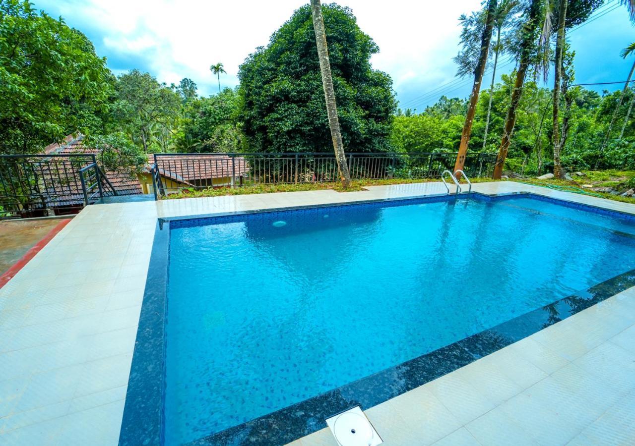 Chandragiri Wayanad Pool Bungalow By Voye Homes Vaduvanchal Exterior photo